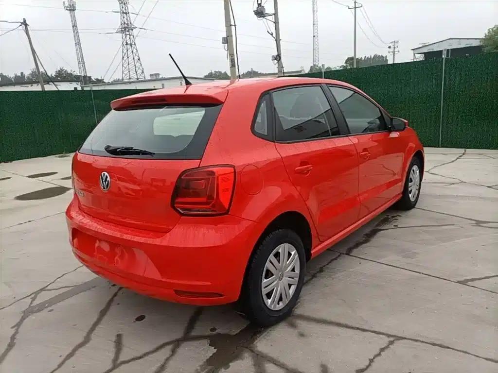 2016 Polo 1.4L Automatic Fashion Edition — миниатюра 7