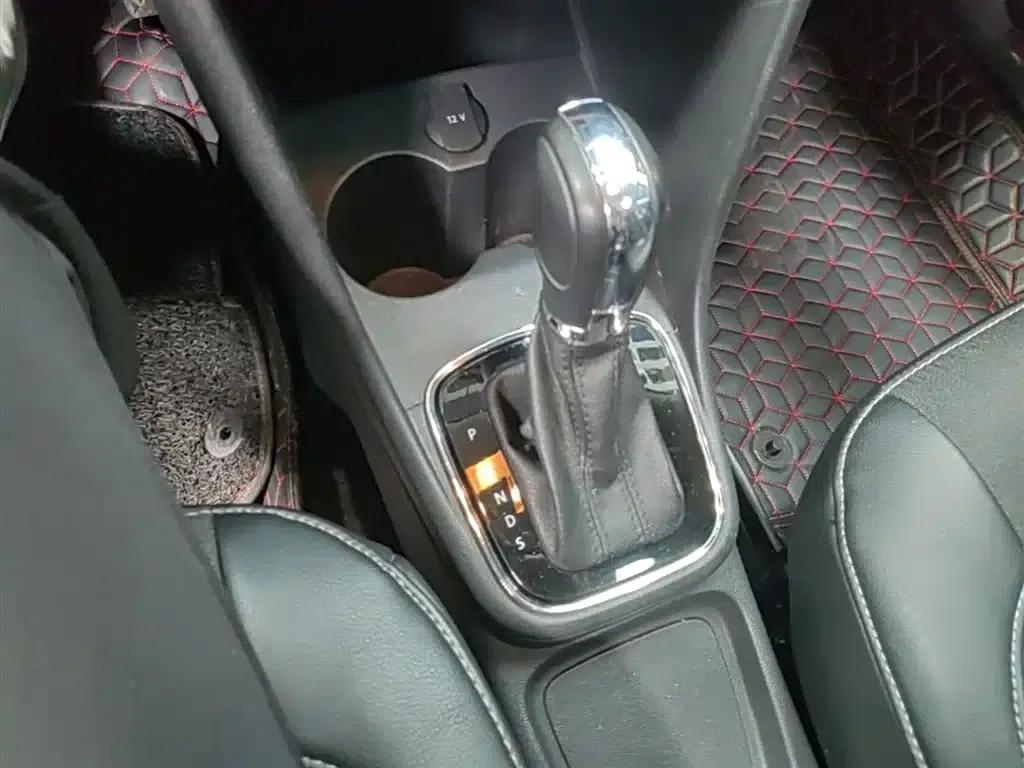 2018 Polo 1.5L Automatic Comfort Edition — миниатюра 14