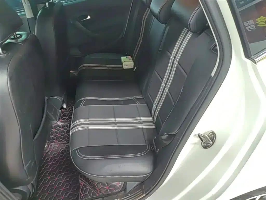 2018 Polo 1.5L Automatic Comfort Edition — миниатюра 17