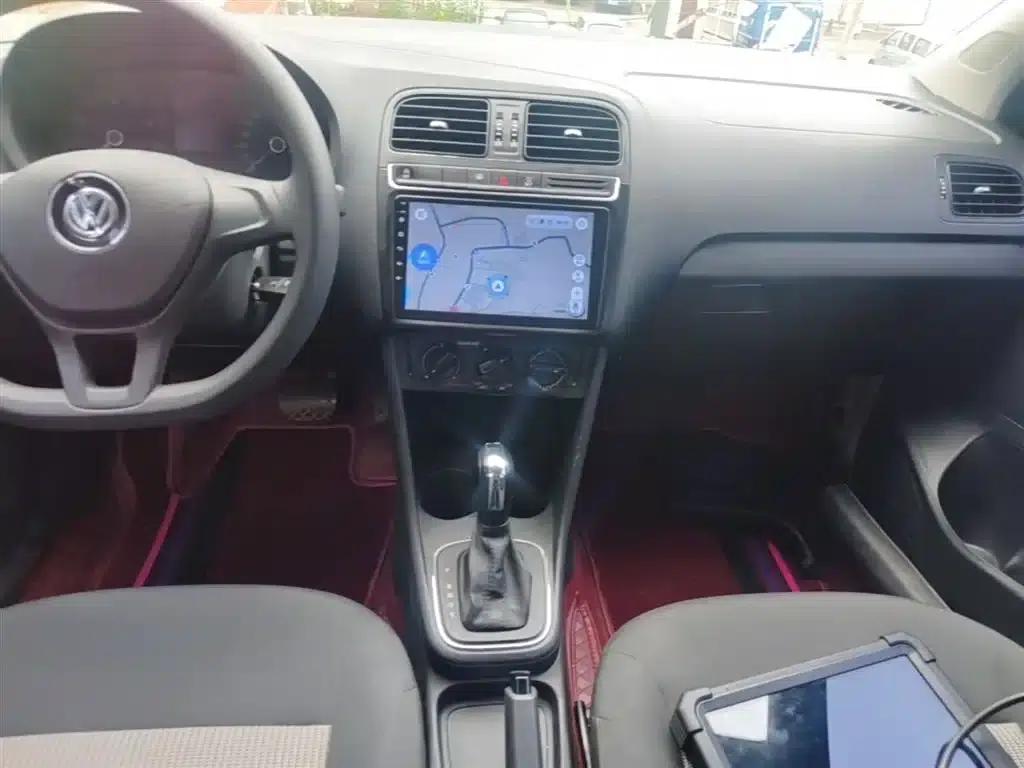 2018 Polo 1.5L Automatic Comfort Edition — миниатюра 13