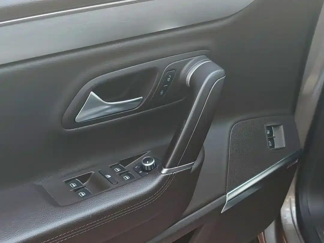 FAW-Volkswagen CC 2013 2.0TSI Supreme Edition — миниатюра 8