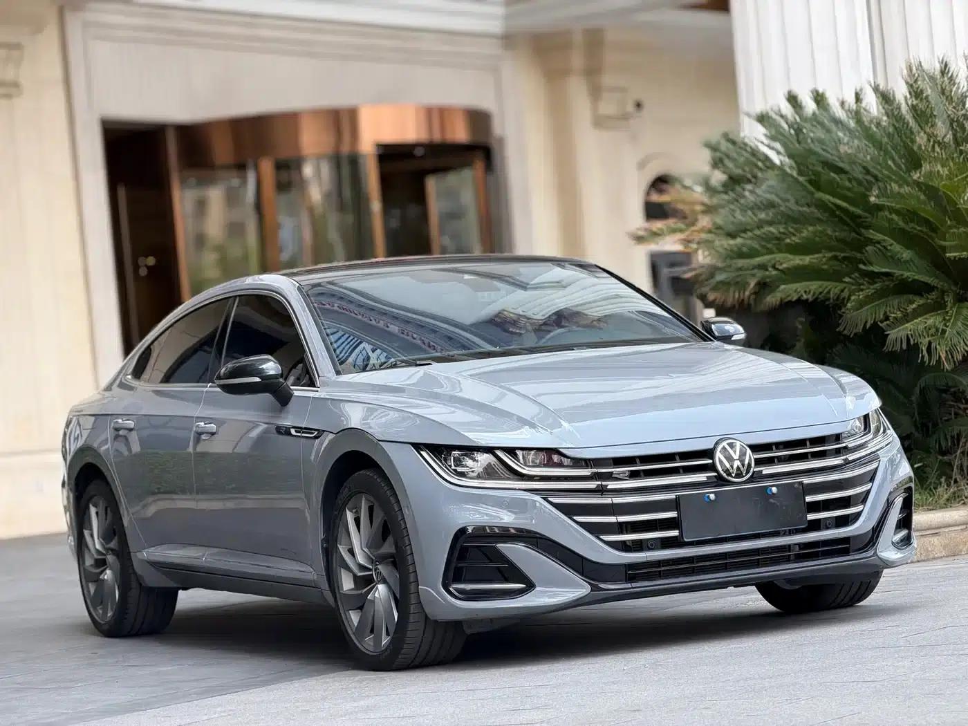 FAW-Volkswagen CC 2023 380TSI Striking Edition — миниатюра 3