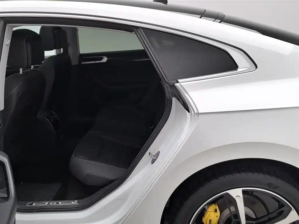 FAW-Volkswagen CC 2021 380TSI Striking Edition — миниатюра 15
