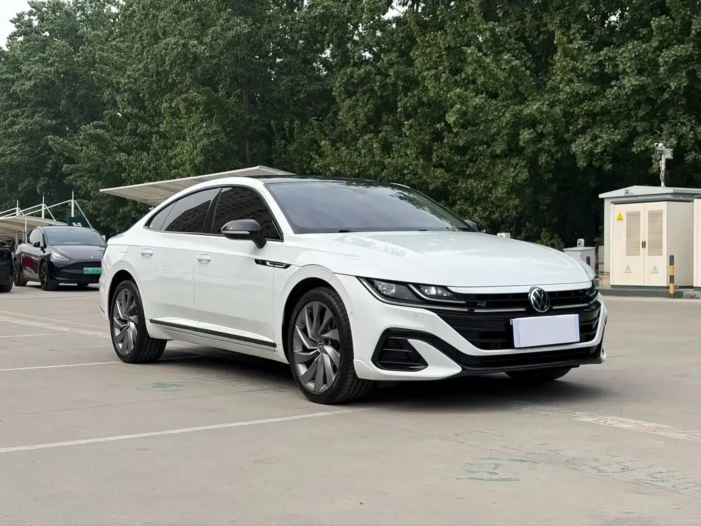 FAW-Volkswagen CC 2021 380TSI Striking Edition — миниатюра 3