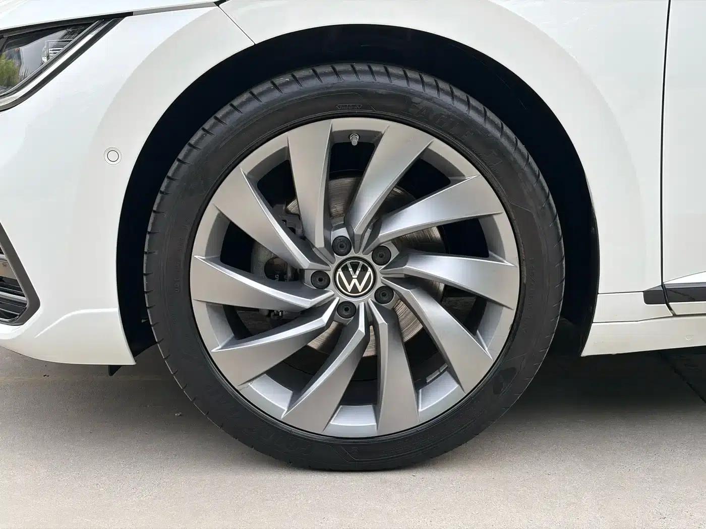 FAW-Volkswagen CC 2021 380TSI Striking Edition — миниатюра 8