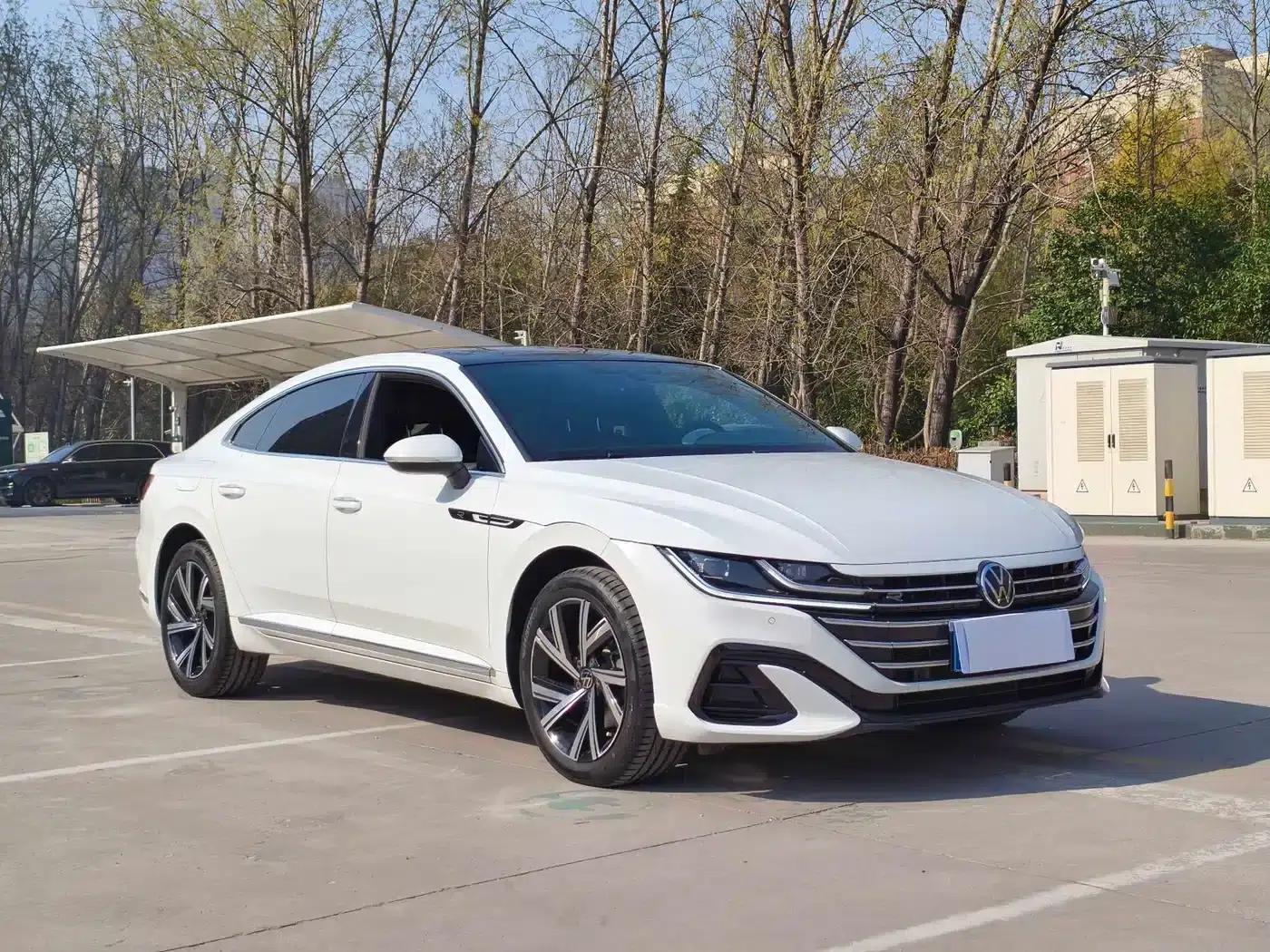 FAW-Volkswagen CC 2024 330TSI Dazzling Edition — миниатюра 2