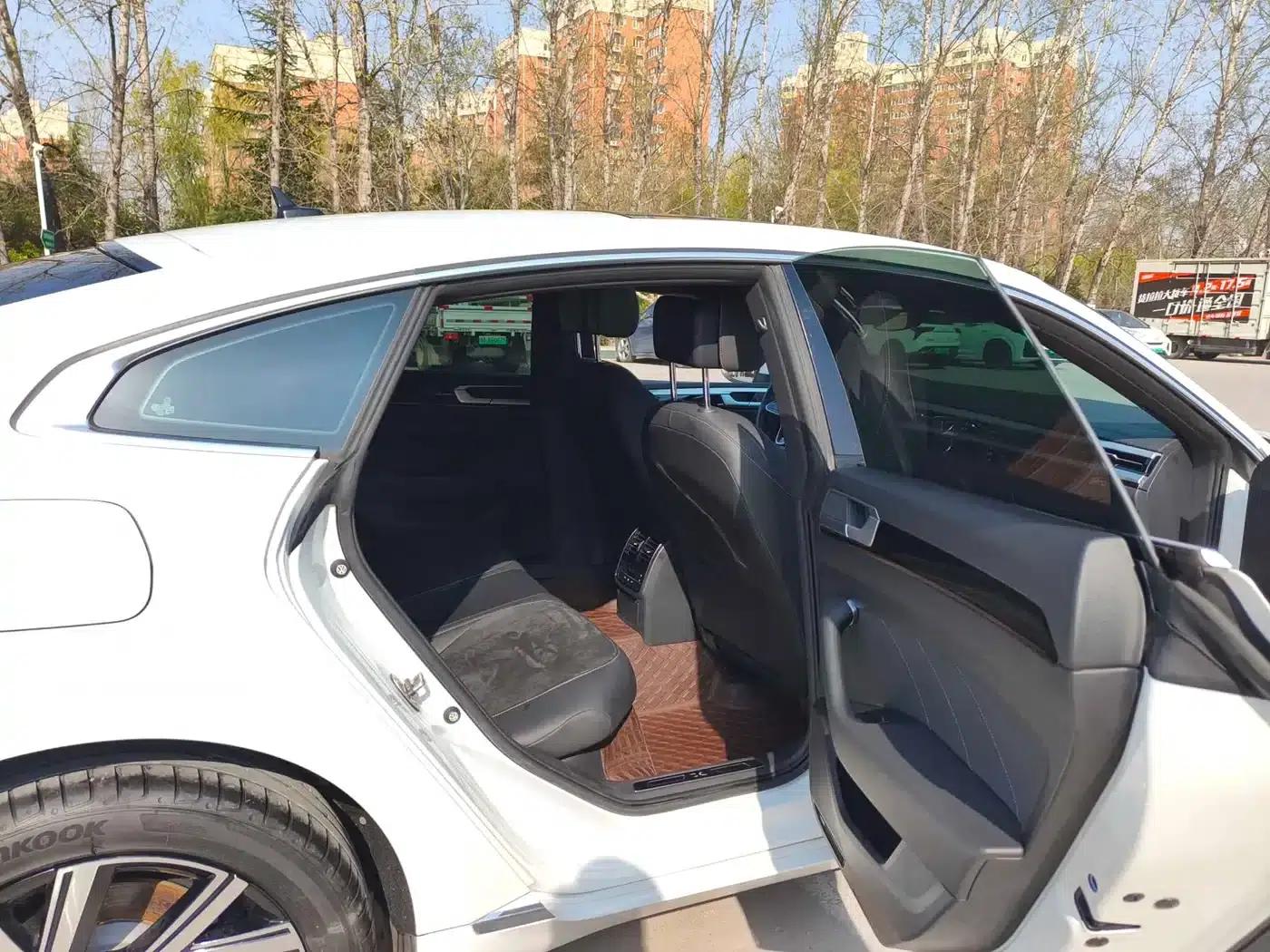 FAW-Volkswagen CC 2024 330TSI Dazzling Edition — миниатюра 21