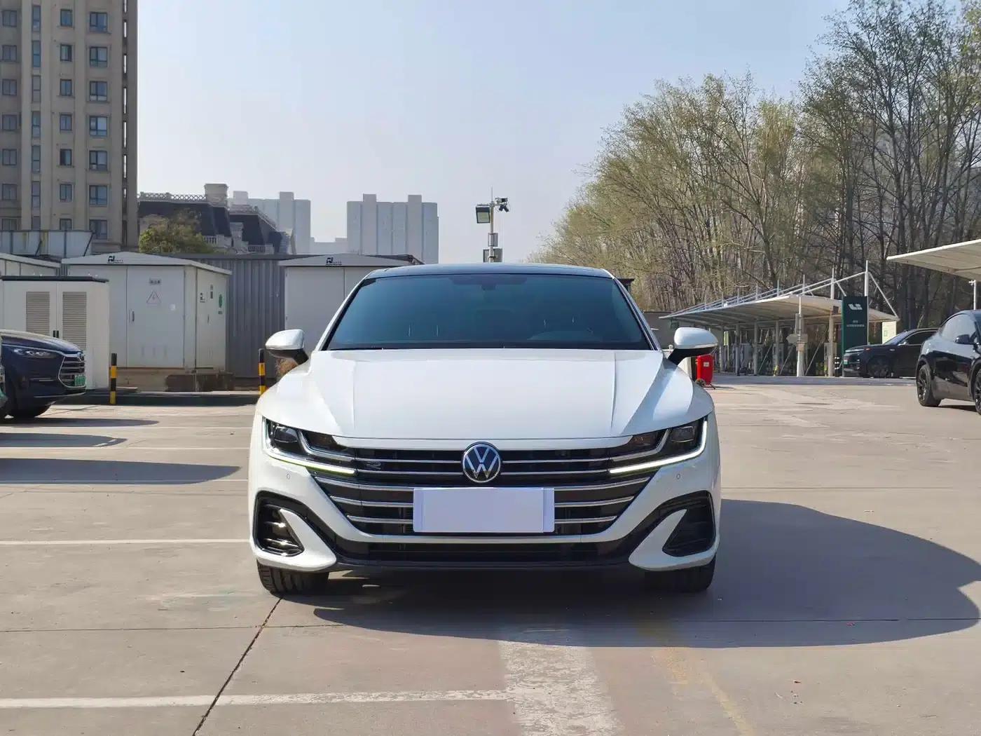 FAW-Volkswagen CC 2024 330TSI Dazzling Edition — миниатюра 4