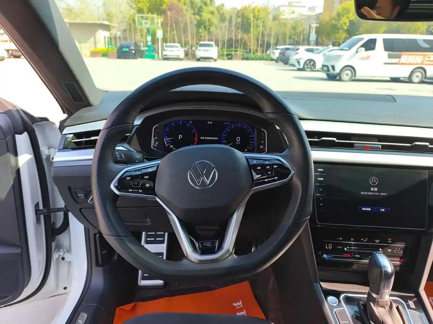 FAW-Volkswagen CC 2024 330TSI Dazzling Edition — миниатюра 9