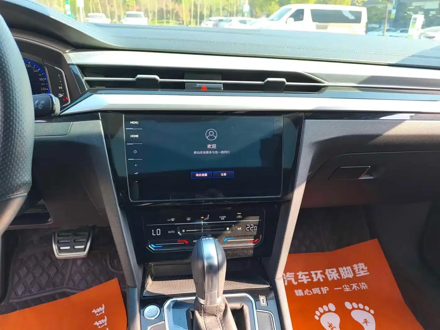 FAW-Volkswagen CC 2024 330TSI Dazzling Edition — миниатюра 10
