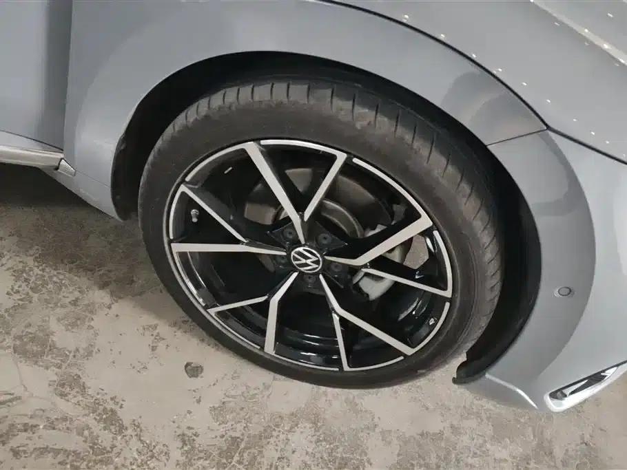 FAW-Volkswagen CC 2023 380TSI Striking Edition — миниатюра 6