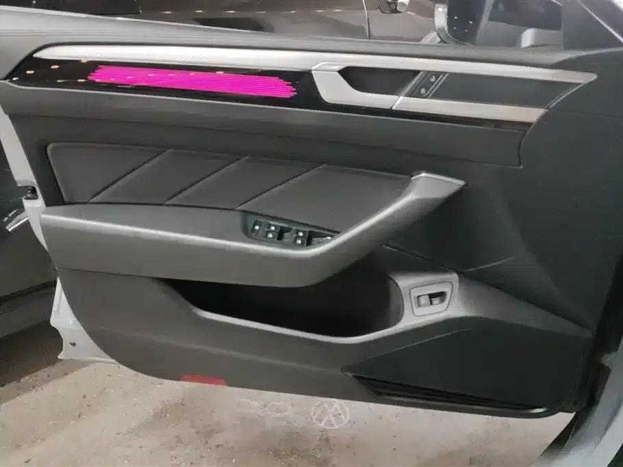 FAW-Volkswagen CC 2023 380TSI Striking Edition — миниатюра 7