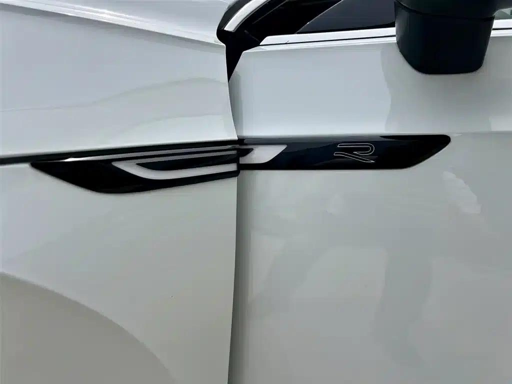 FAW-Volkswagen CC 2023 380TSI Striking Edition — миниатюра 13
