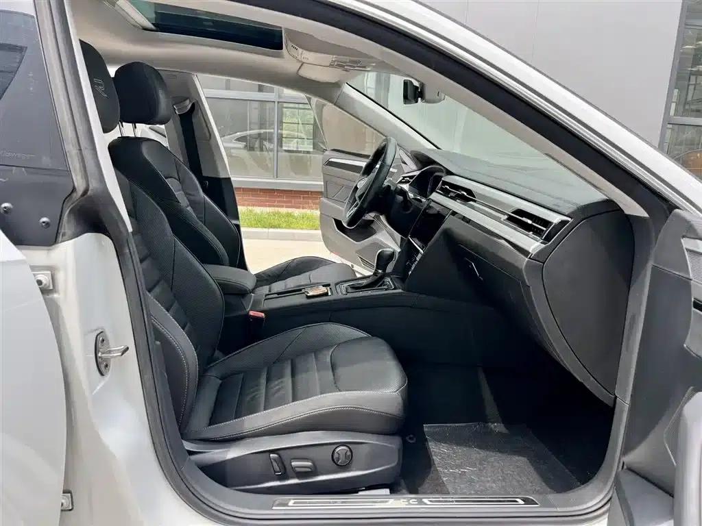 FAW-Volkswagen CC 2023 380TSI Striking Edition — миниатюра 5