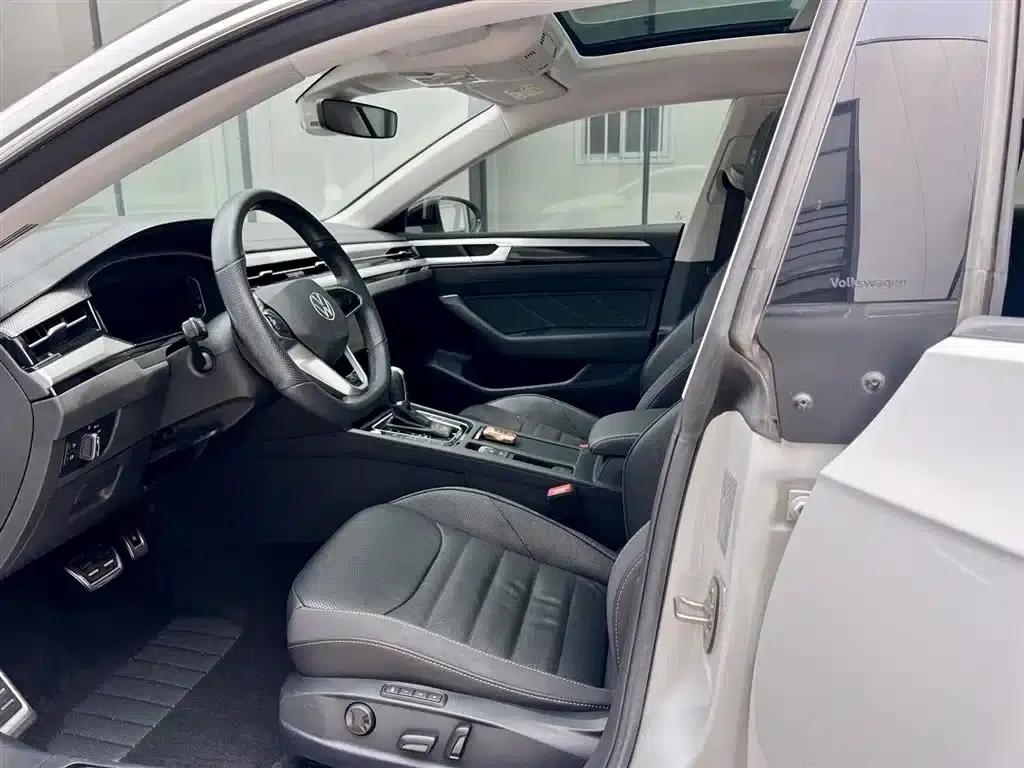 FAW-Volkswagen CC 2023 380TSI Striking Edition — миниатюра 7