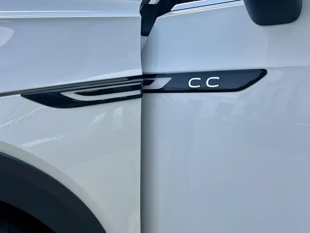 FAW-Volkswagen CC 2023 Shooting Brake 380TSI Hunter Edition — миниатюра 15