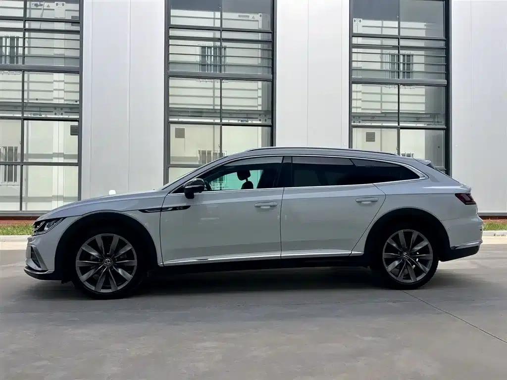 FAW-Volkswagen CC 2023 Shooting Brake 380TSI Hunter Edition — миниатюра 6