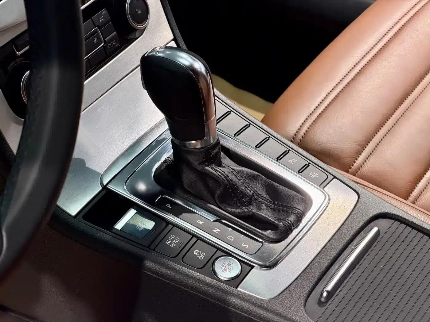 FAW-Volkswagen CC 2012 2.0TSI Supreme Edition — миниатюра 11