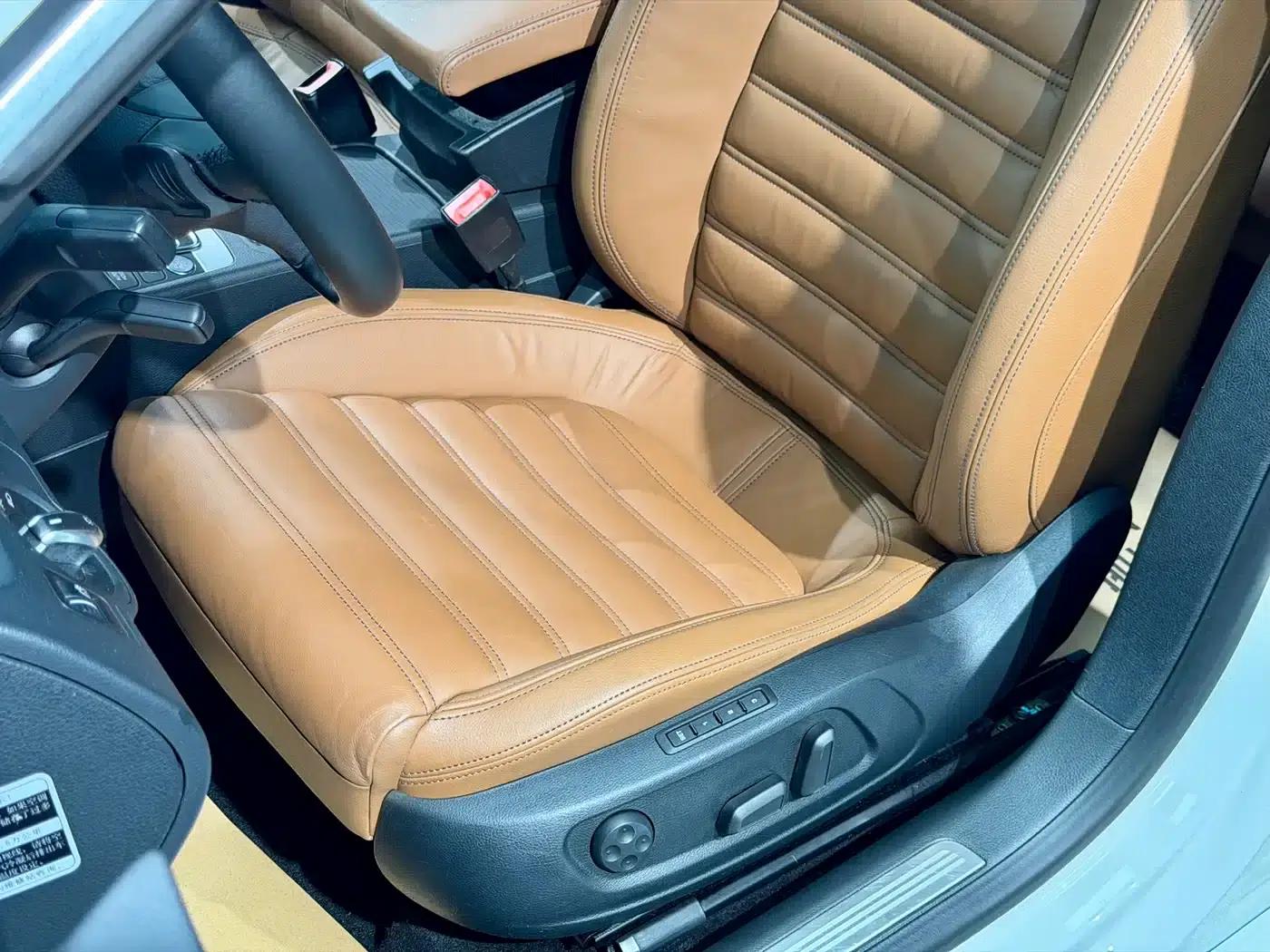 FAW-Volkswagen CC 2012 2.0TSI Supreme Edition — миниатюра 12