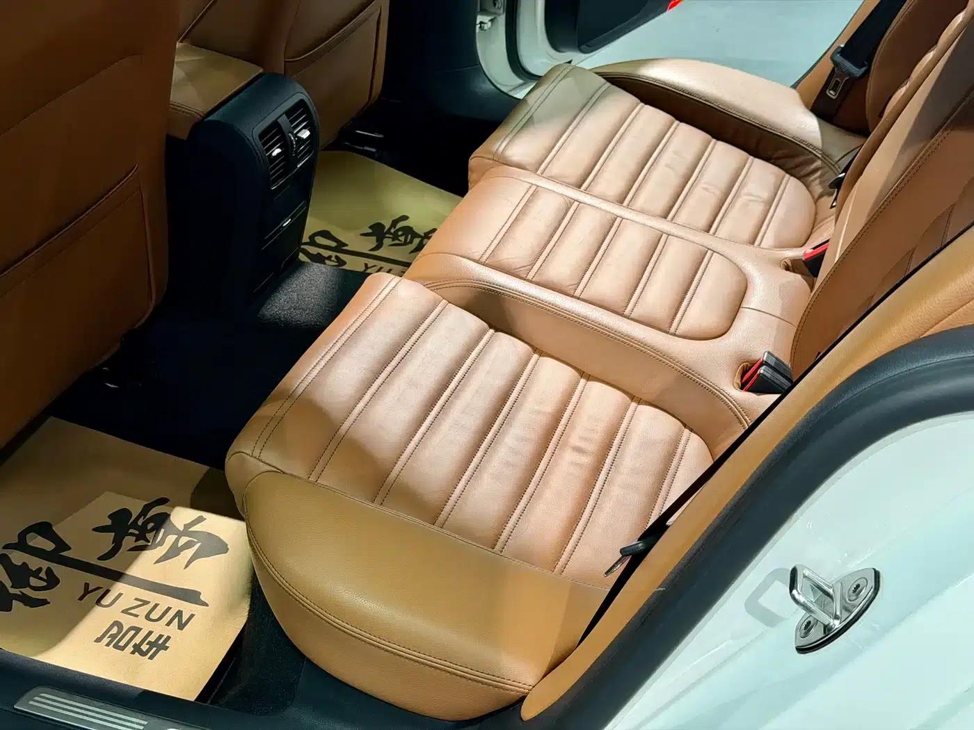 FAW-Volkswagen CC 2012 2.0TSI Supreme Edition — миниатюра 13