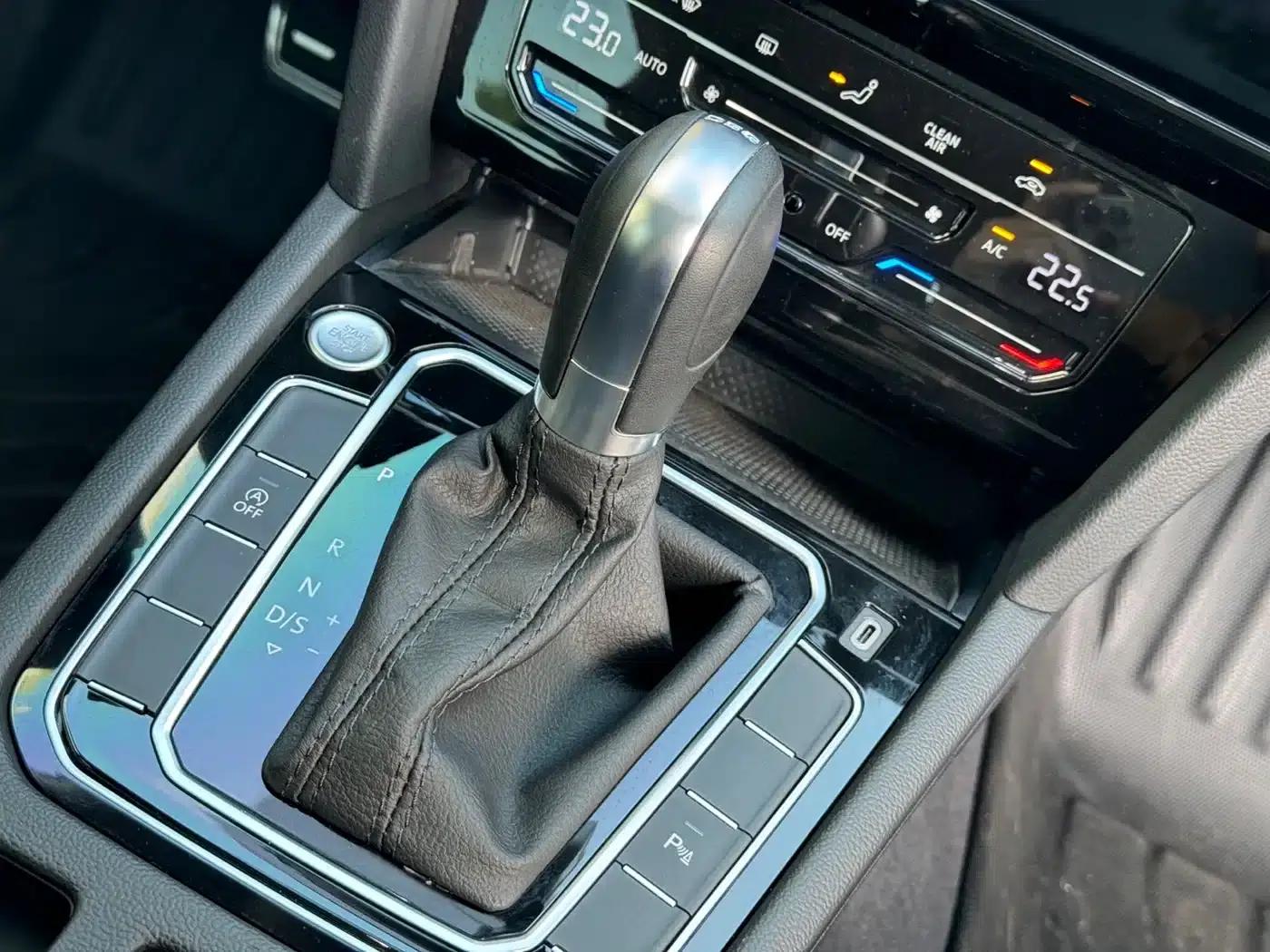 FAW-Volkswagen CC 2025 Shooting Brake 330TSI Shooting Brake Popular Edition — миниатюра 12