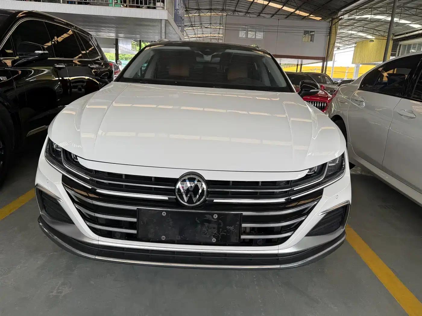 FAW-Volkswagen CC 2021 Shooting Brake 380TSI Shooting Edition — миниатюра 2