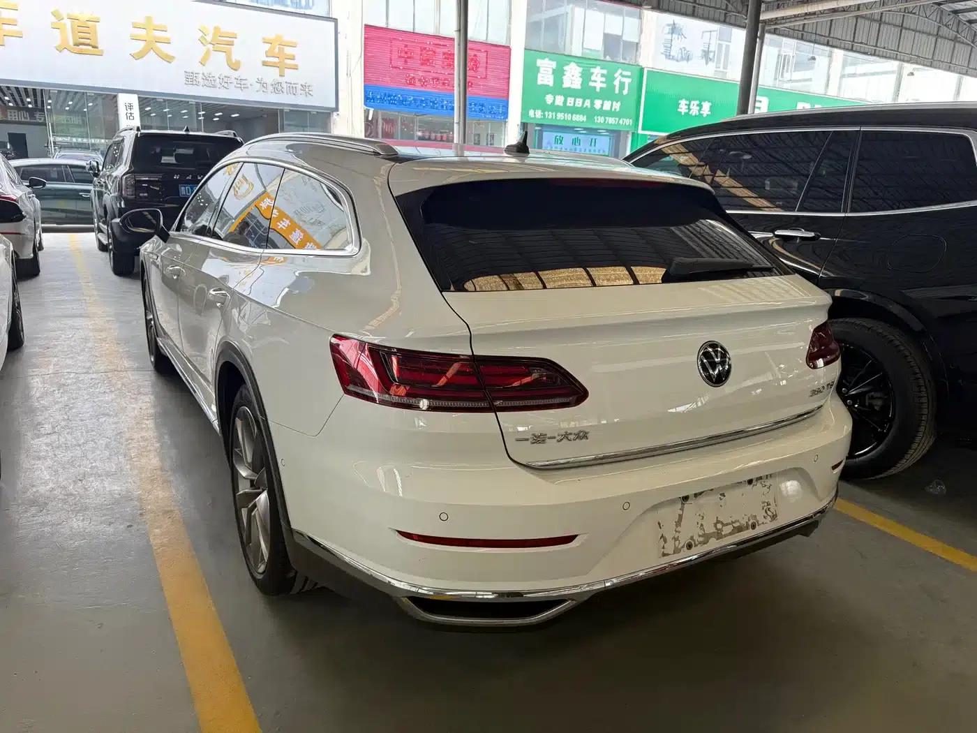 FAW-Volkswagen CC 2021 Shooting Brake 380TSI Shooting Edition — миниатюра 4
