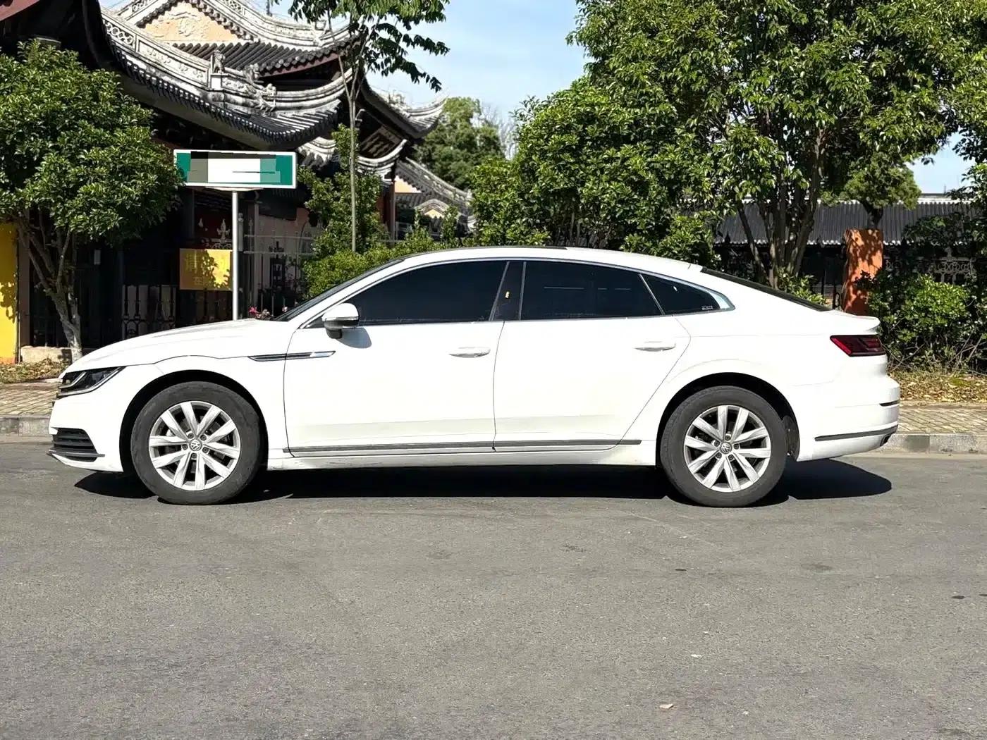 FAW-Volkswagen CC 2020 330TSI Huayan Edition (National VI Emission Standard) — миниатюра 4