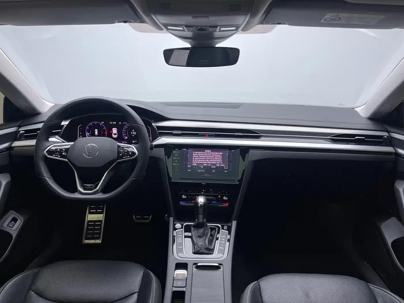 FAW-Volkswagen CC 2023 380TSI Striking Edition — миниатюра 13