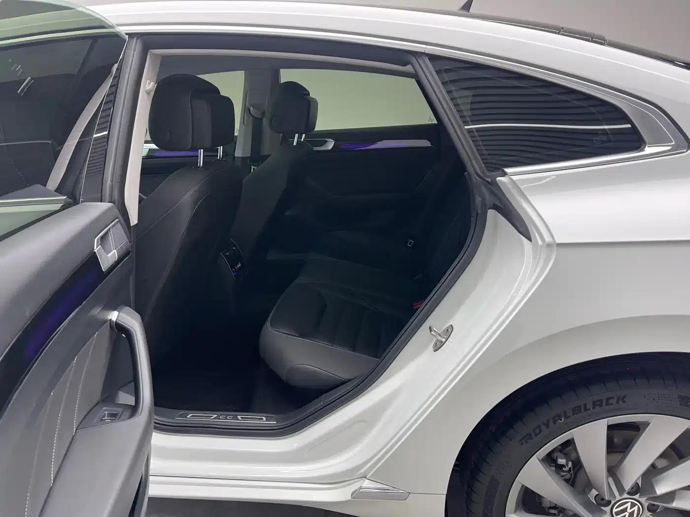 FAW-Volkswagen CC 2023 380TSI Striking Edition — миниатюра 17