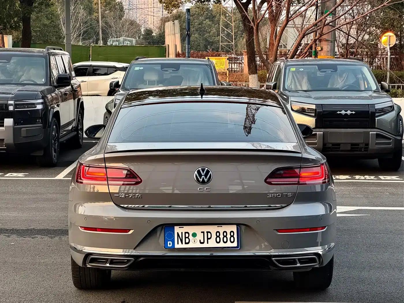 FAW-Volkswagen CC 2023 380TSI Striking Edition — миниатюра 13