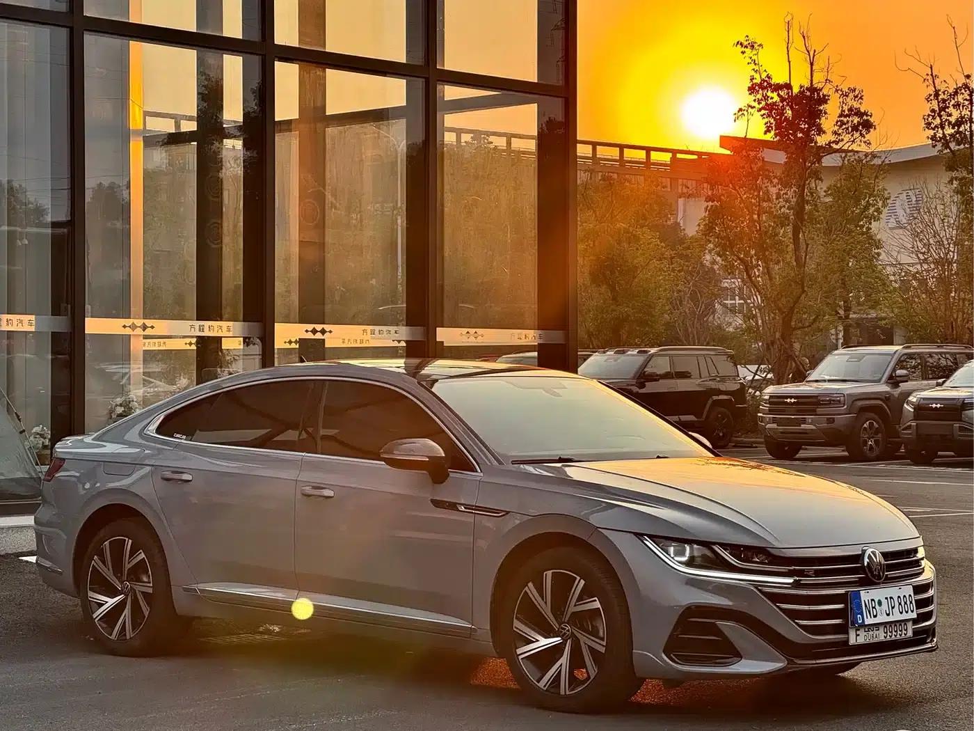 FAW-Volkswagen CC 2023 380TSI Striking Edition — миниатюра 3