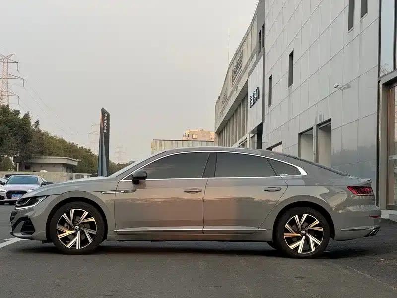 FAW-Volkswagen CC 2023 380TSI Striking Edition — миниатюра 4