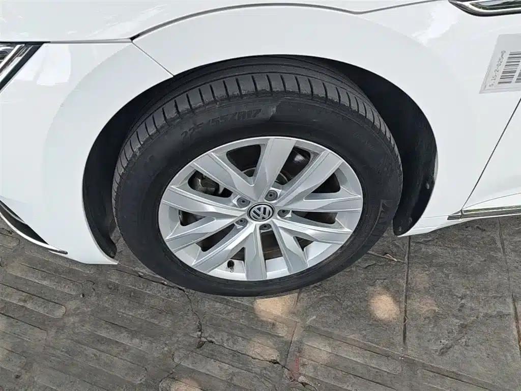 FAW-Volkswagen CC 2019 330TSI Huayan Edition (National VI Emission Standard) — миниатюра 23
