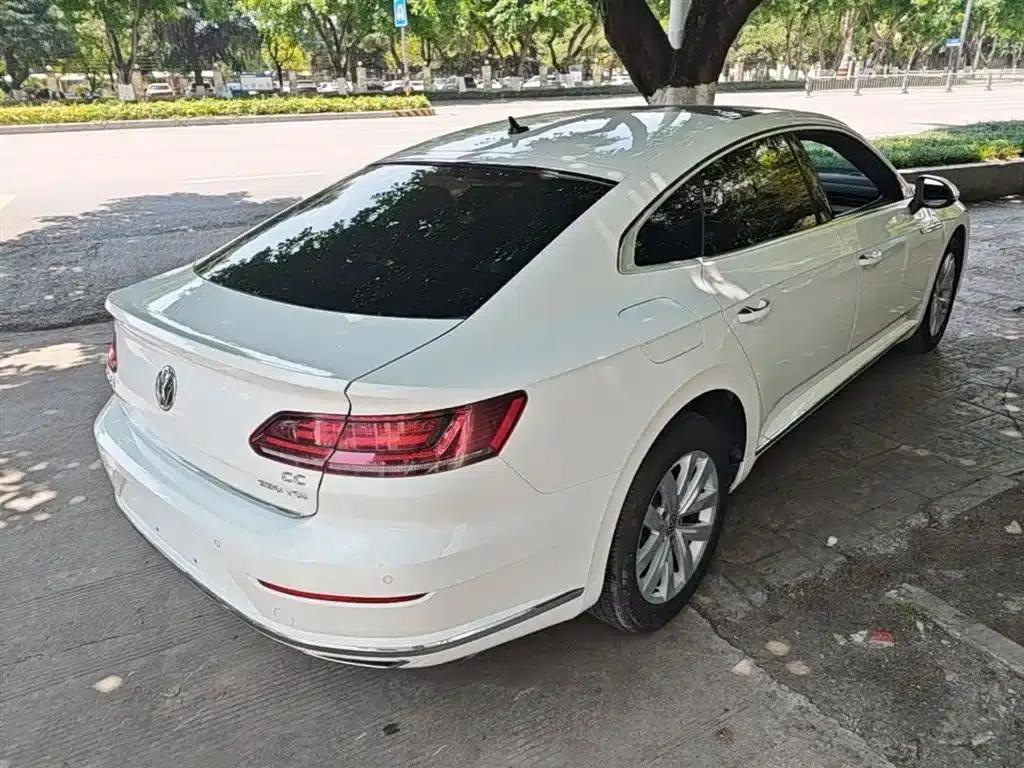 FAW-Volkswagen CC 2019 330TSI Huayan Edition (National VI Emission Standard) — миниатюра 7