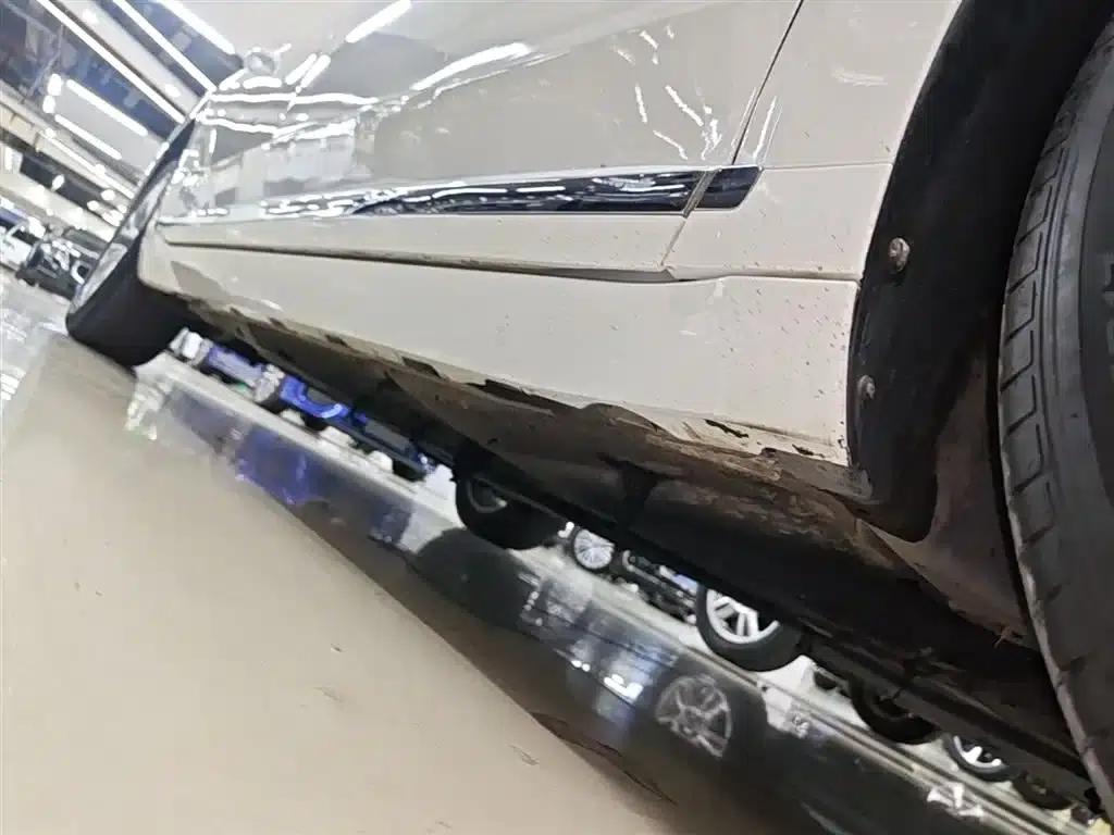 FAW-Volkswagen CC 2019 330TSI Charm Edition (National VI Emission Standard) — миниатюра 21