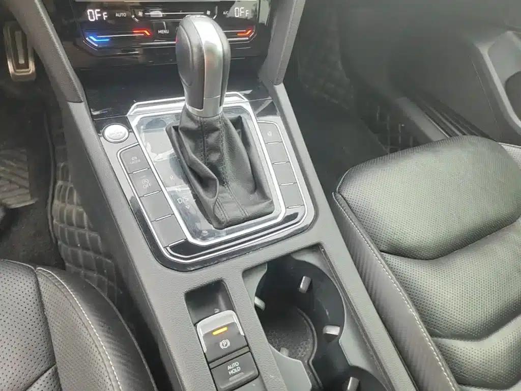 FAW-Volkswagen CC 2020 330TSI Charm Edition (National VI Emission Standard) — миниатюра 14