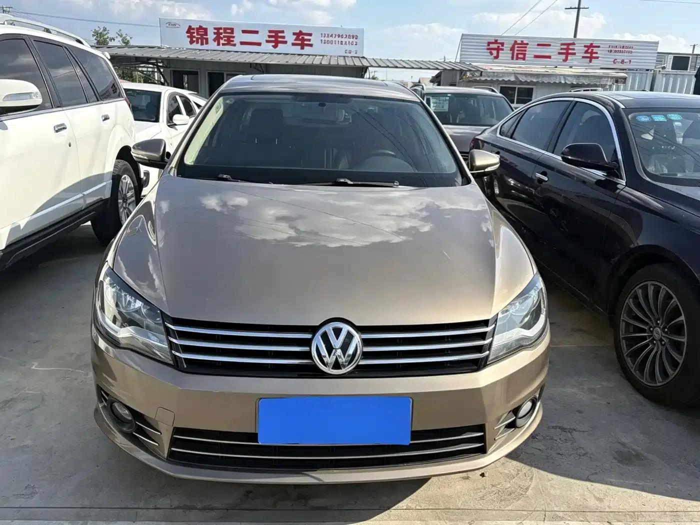 2013 Volkswagen Bora 1.6L Automatic Comfort Model — миниатюра 2