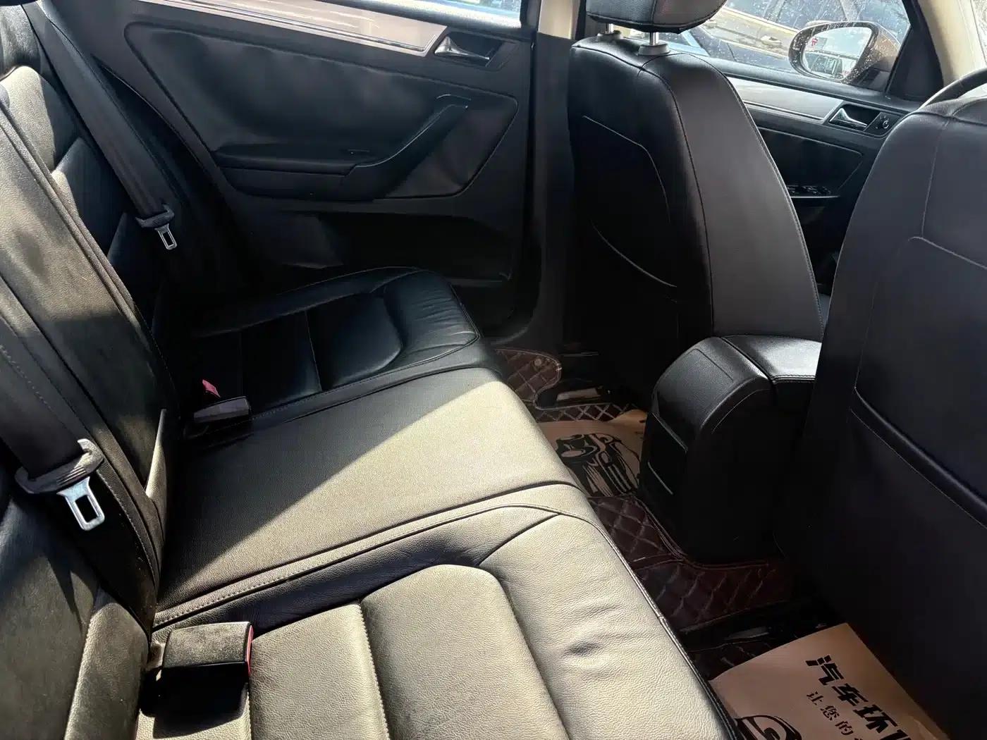 2013 Volkswagen Bora 1.6L Automatic Comfort Model — миниатюра 5