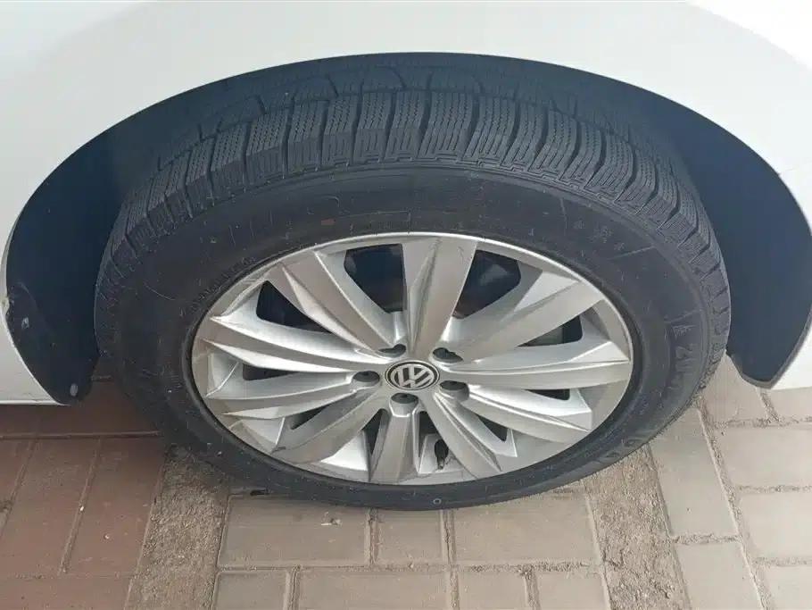 2019 Volkswagen Bora Legend 1.5L Automatic Fashion Model (China VI Emission Standard) — миниатюра 6