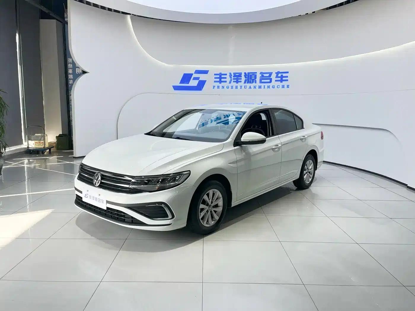 2024 Volkswagen Bora 200TSI DSG Comfort Edition — миниатюра 1