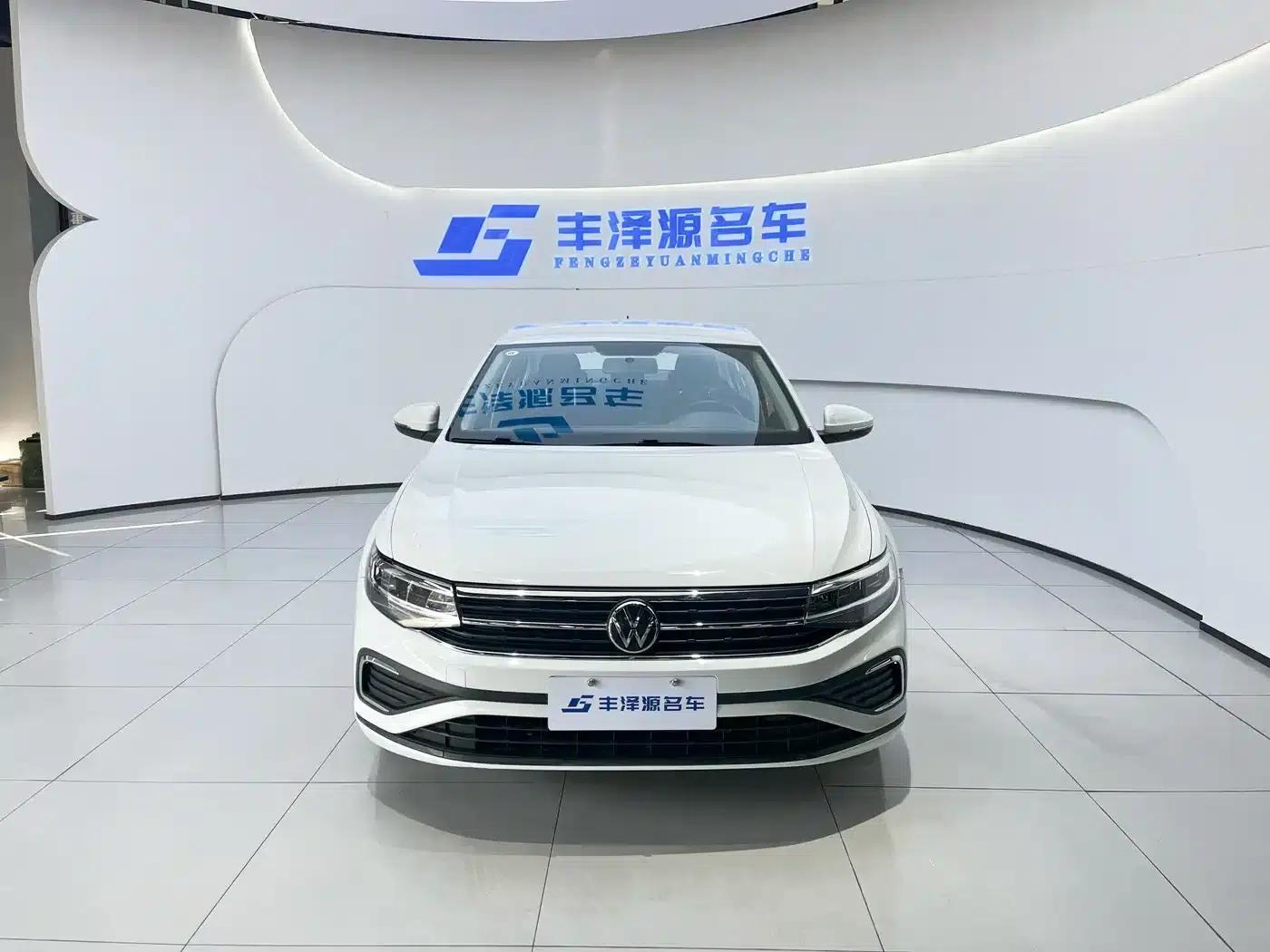 2024 Volkswagen Bora 200TSI DSG Comfort Edition — миниатюра 3