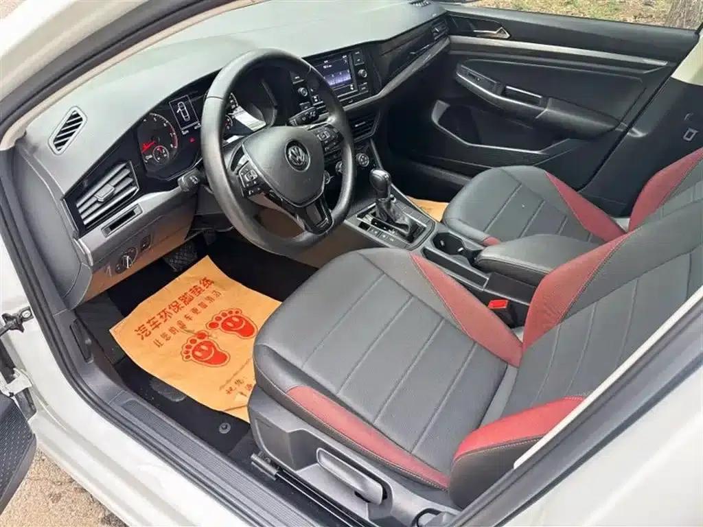 2020 Volkswagen Bora 1.5L Automatic Comfort Model — миниатюра 4