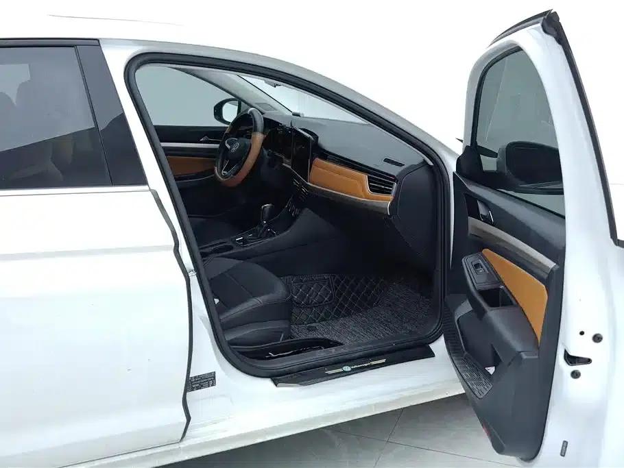 2024 Volkswagen Bora 200TSI DSG Comfort Edition — миниатюра 8