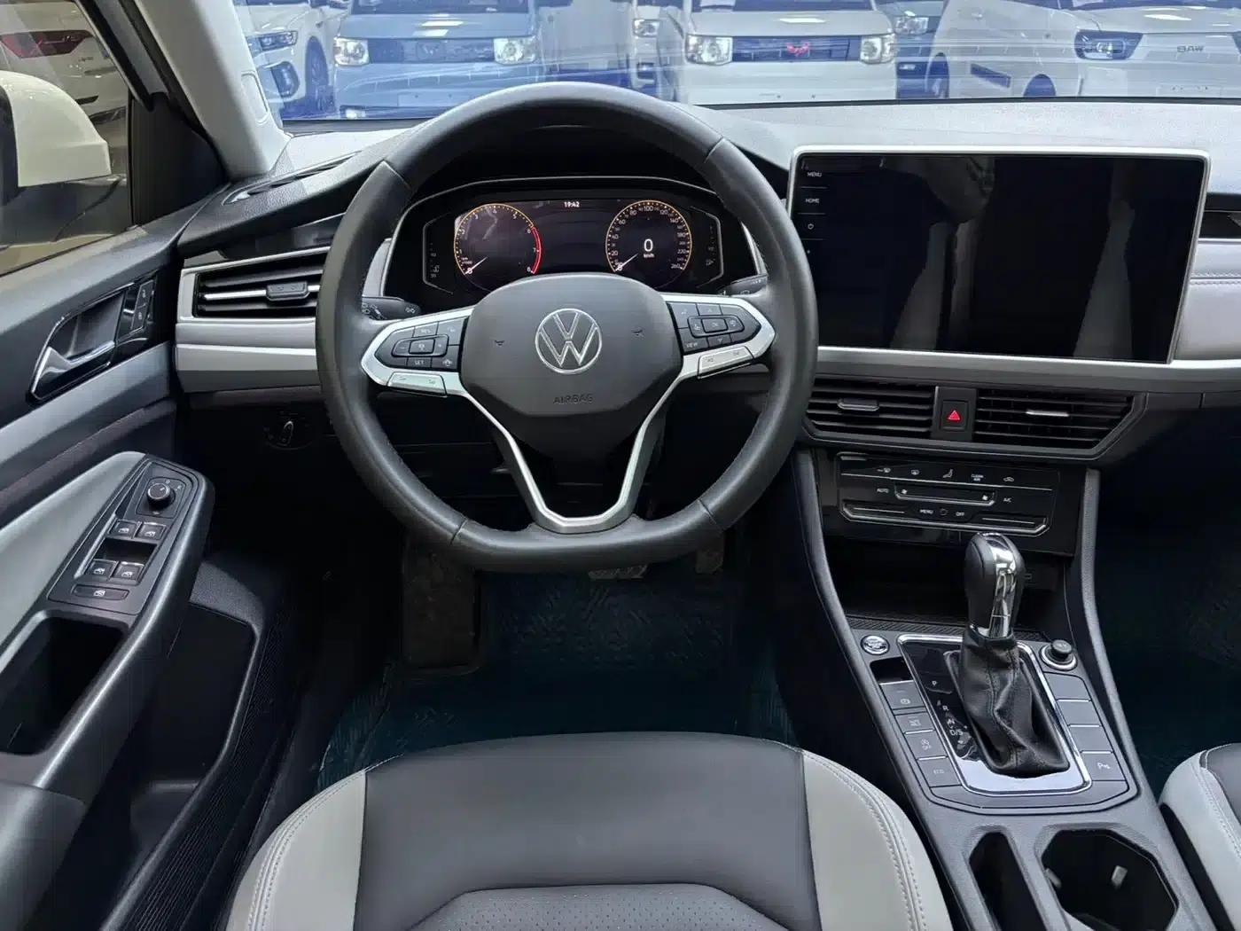 2023 Volkswagen Bora 280TSI DSG Premium Edition — миниатюра 6