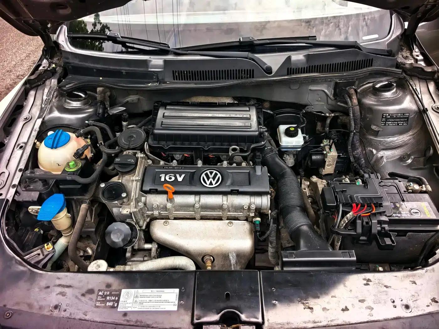 2014 Volkswagen Bora 1.6L Automatic Comfort Model — миниатюра 15