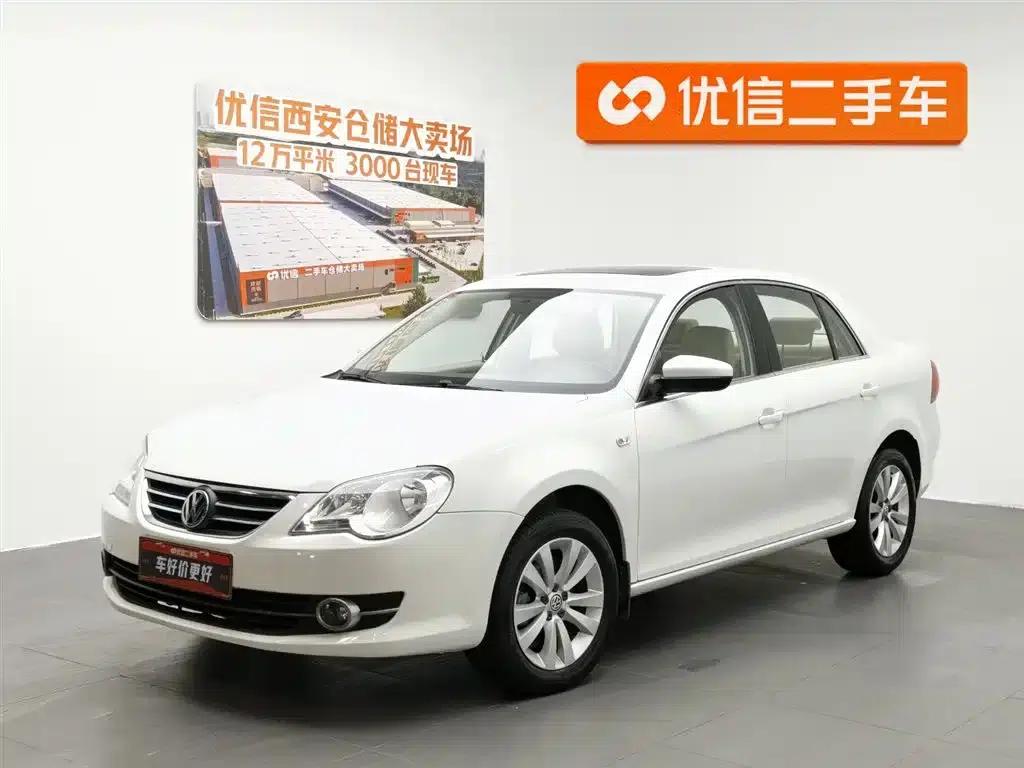 2012 Volkswagen Bora 1.6L Automatic Comfort Value Edition — миниатюра 1