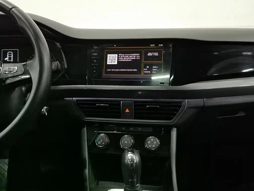 2021 Volkswagen Bora 1.5L Automatic Comfort Smart Connect Edition — миниатюра 12