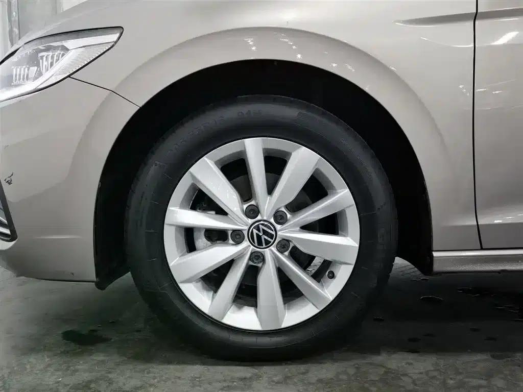 2021 Volkswagen Bora 1.5L Automatic Comfort Smart Connect Edition — миниатюра 17