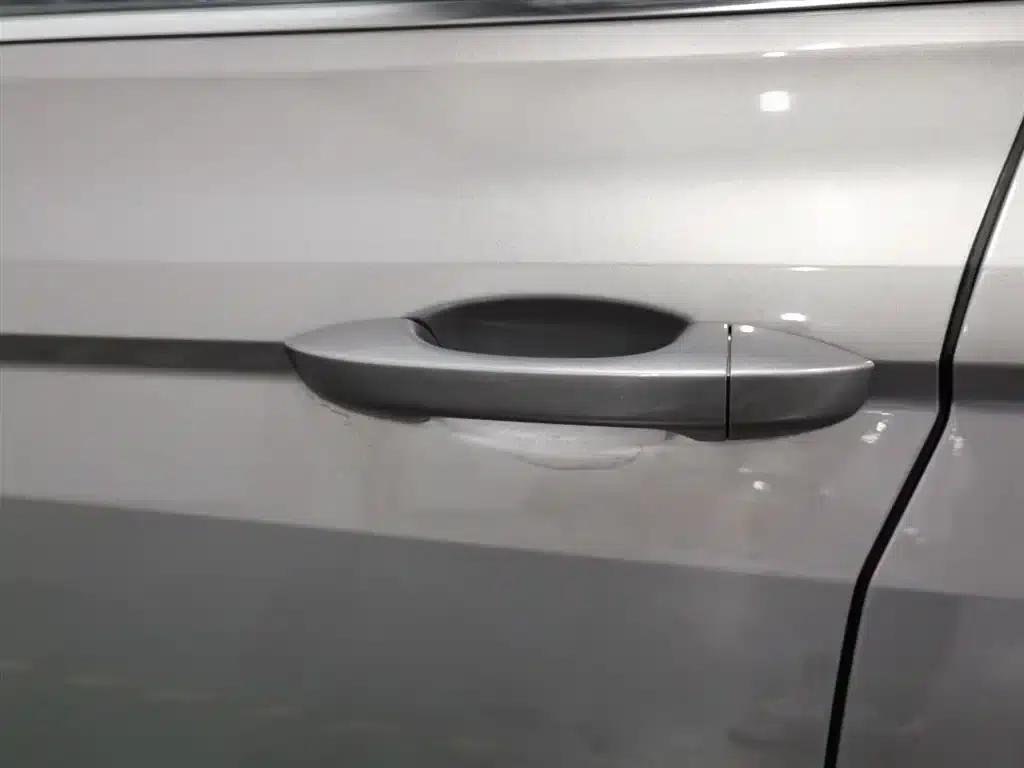 2021 Volkswagen Bora 1.5L Automatic Comfort Smart Connect Edition — миниатюра 18